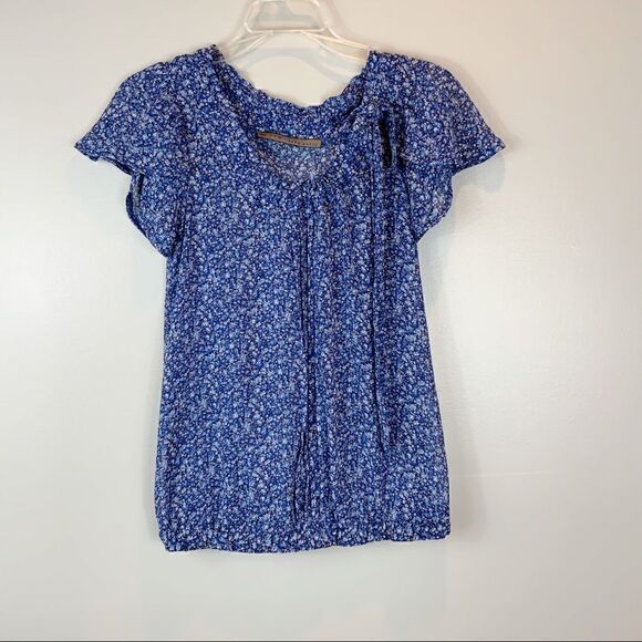 Zara Tops - 🌺3 FOR $20🌺 - Zara Basic sheer blue floral top flutter sleeve S